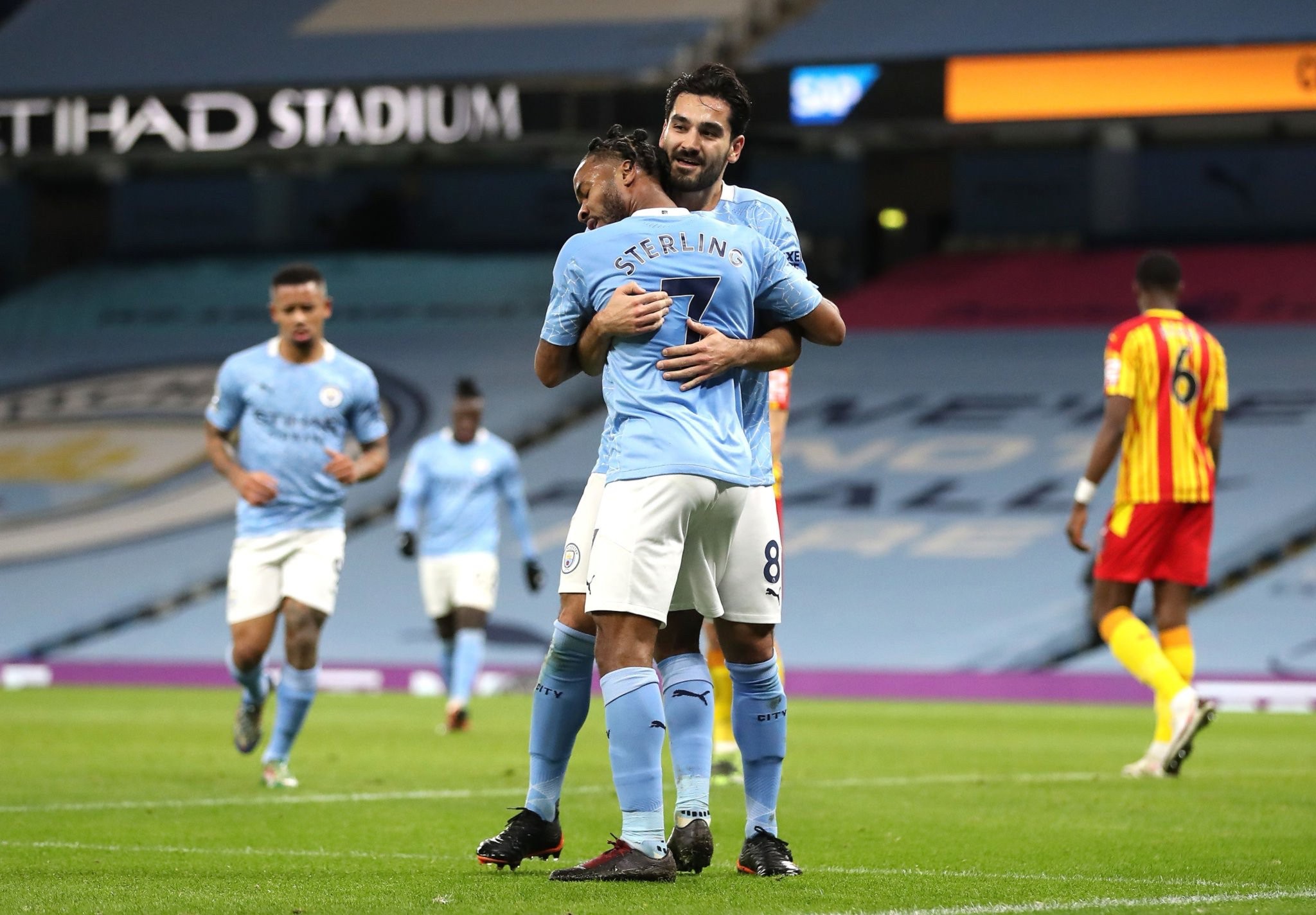 巨星到位 巨星到位